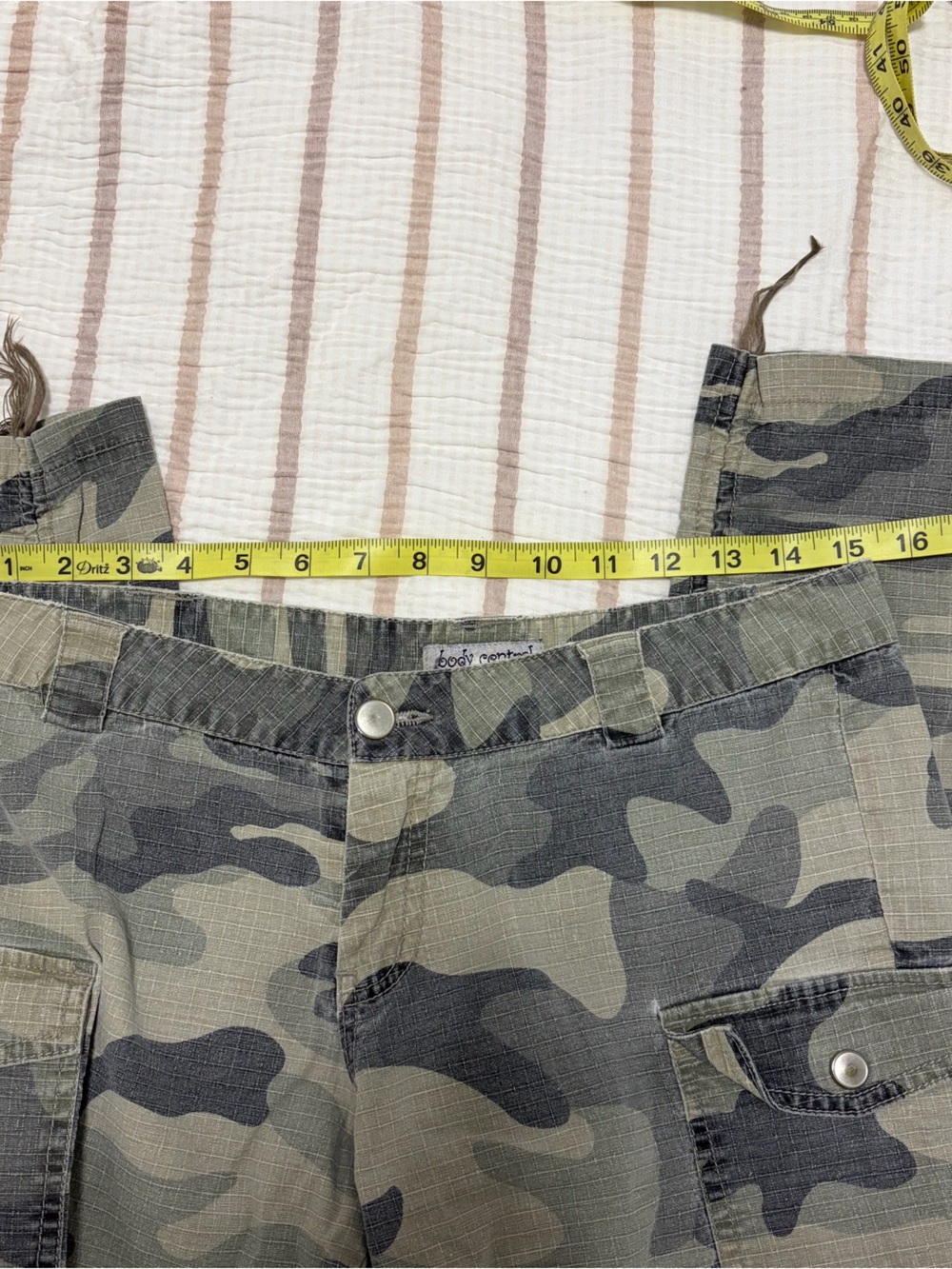 Vintage Y2k Body Central Camo Cargo Pants